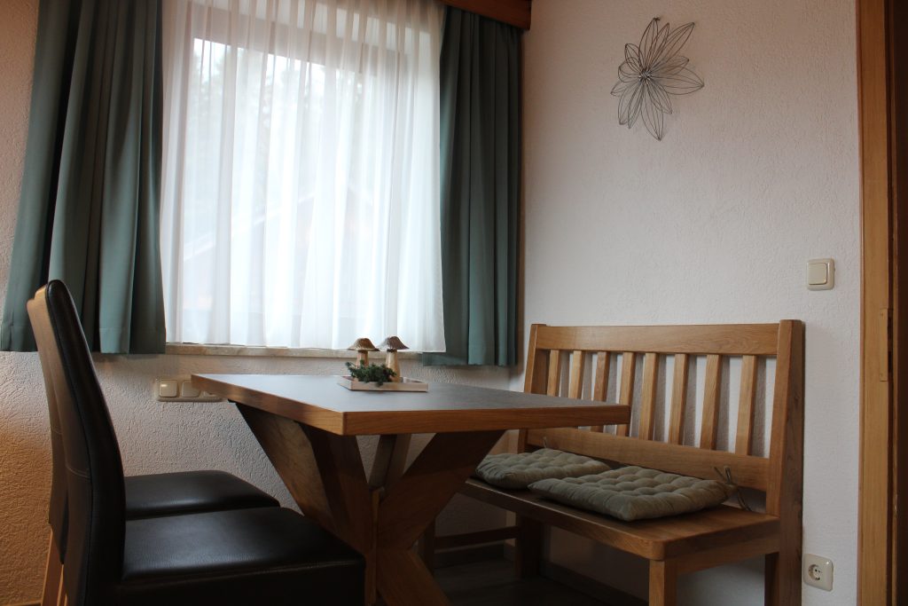 Lassen Sie es sich in gemütlicher Runde gut schmecken!